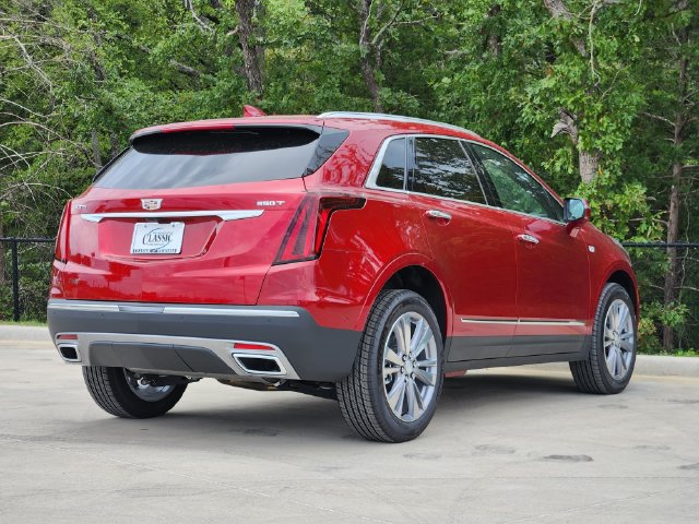 2026 Cadillac XT5 Premium Luxury Image 3 of 24