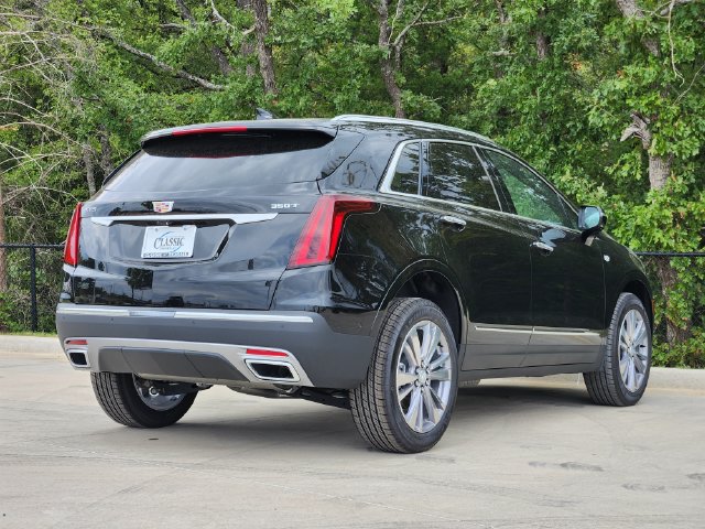 2026 Cadillac XT5 Premium Luxury Image 3 of 24