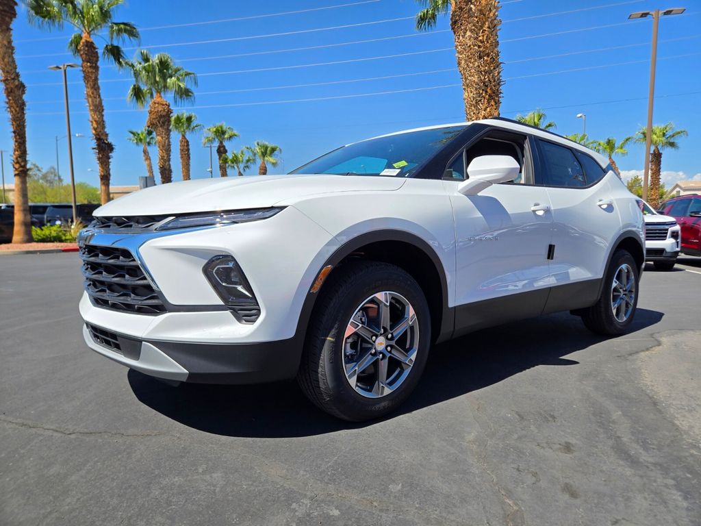 2026 Chevrolet Blazer LT Image 1 of 14