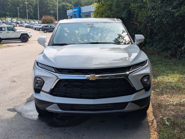 2026 Chevrolet Blazer LT Image 2 of 36