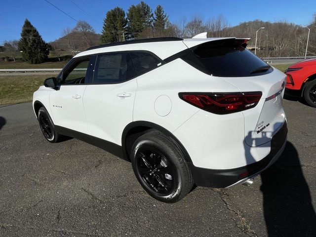 2026 Chevrolet Blazer LT Image 7 of 27