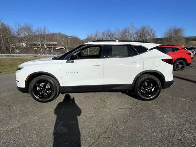 2026 Chevrolet Blazer LT Image 8 of 27