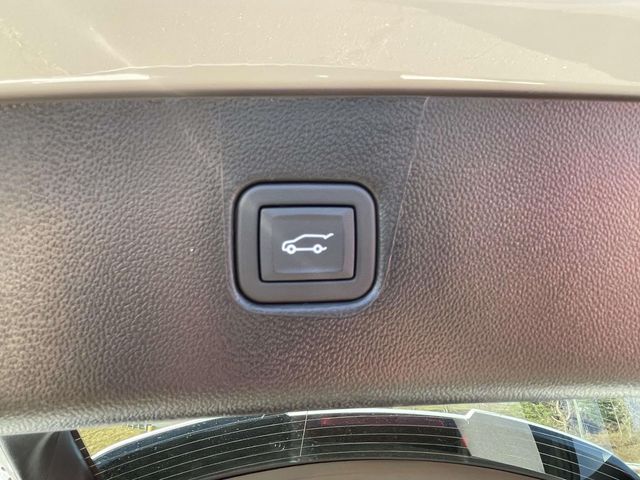 2026 Chevrolet Blazer LT Image 14 of 27