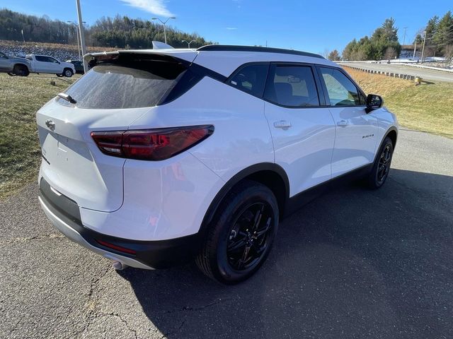 2026 Chevrolet Blazer LT Image 5 of 27