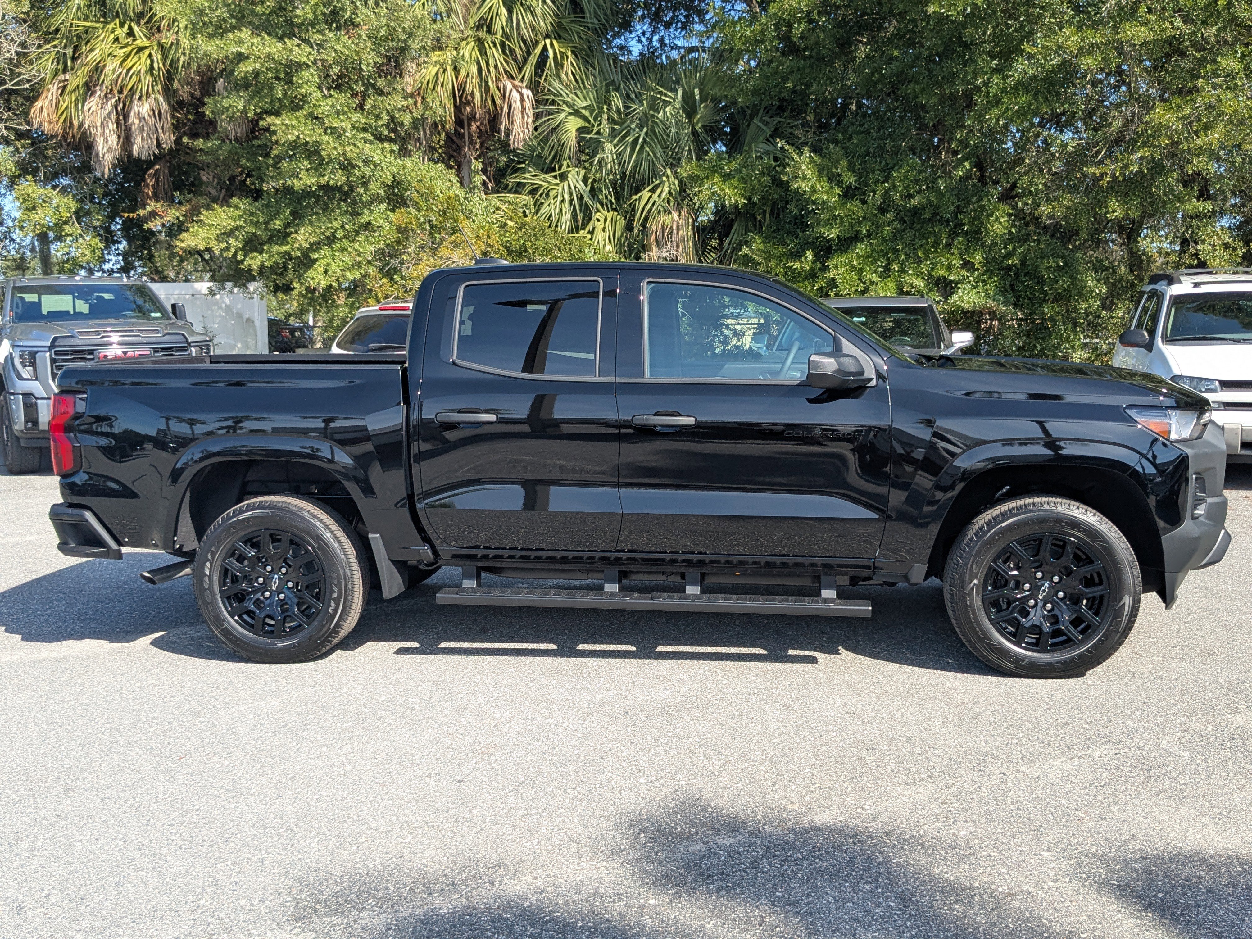 2026 Chevrolet Colorado Work Truck Image 4 of 24