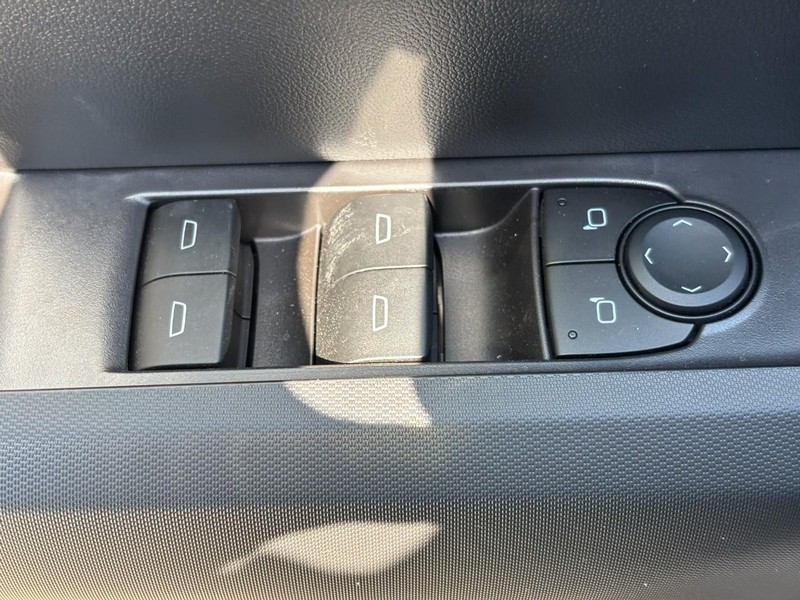 2026 Chevrolet Colorado Work Truck Image 16 of 25