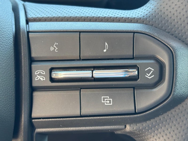 2026 Chevrolet Colorado Work Truck Image 15 of 25