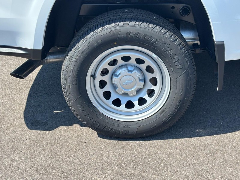 2026 Chevrolet Colorado Work Truck Image 4 of 25