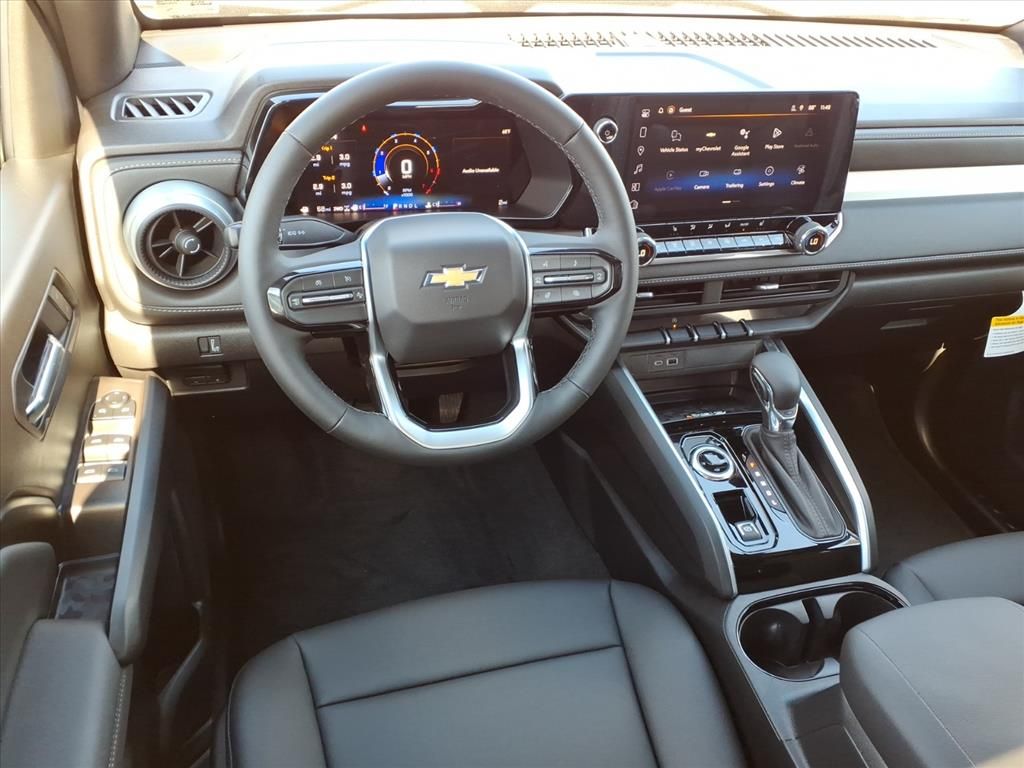 2026 Chevrolet Colorado LT Image 8 of 16
