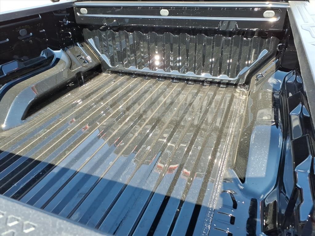 2026 Chevrolet Colorado LT Image 5 of 16