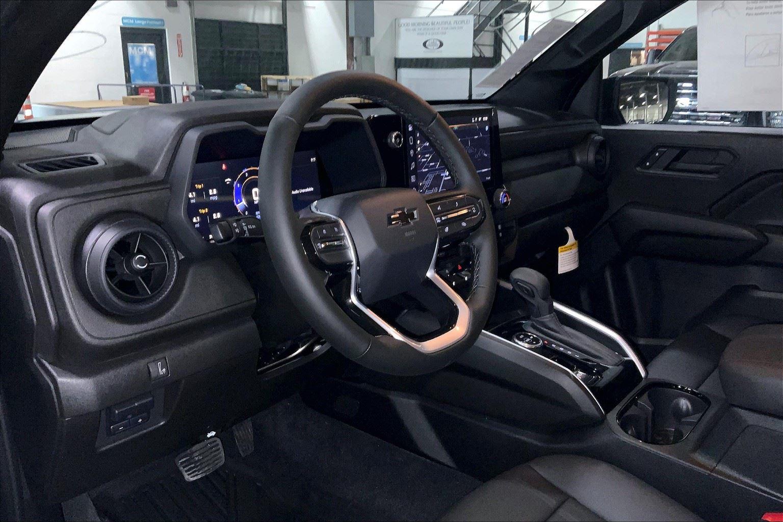 2026 Chevrolet Colorado 4WD Trail Boss Image 10 of 14