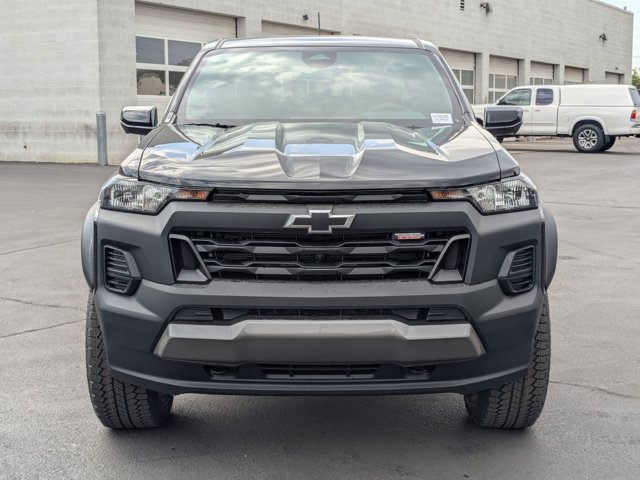 2026 Chevrolet Colorado 4WD Trail Boss Image 2 of 20