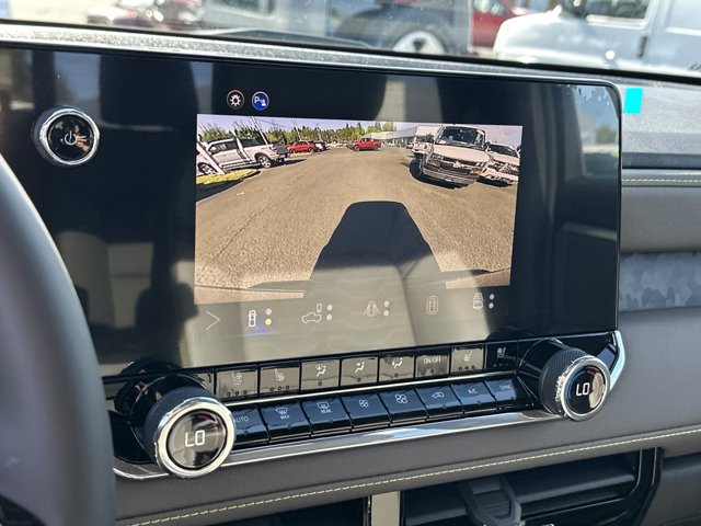 2026 Chevrolet Colorado ZR2 Image 18 of 25