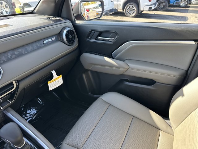 2026 Chevrolet Colorado ZR2 Image 23 of 25