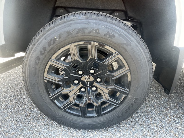 2026 Chevrolet Colorado Work Truck Image 8 of 23