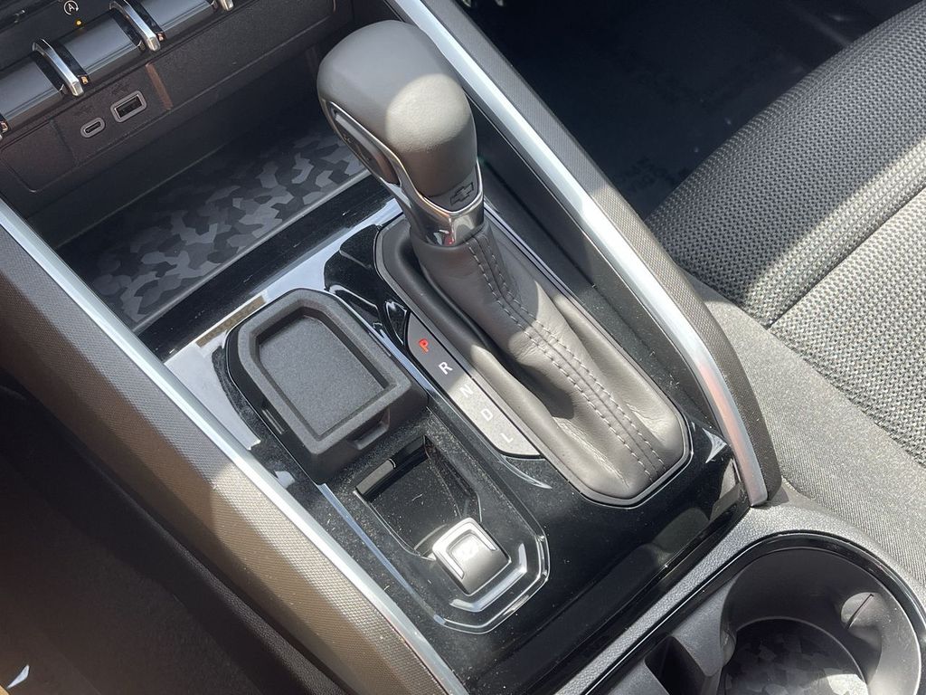 2026 Chevrolet Colorado LT Image 26 of 36