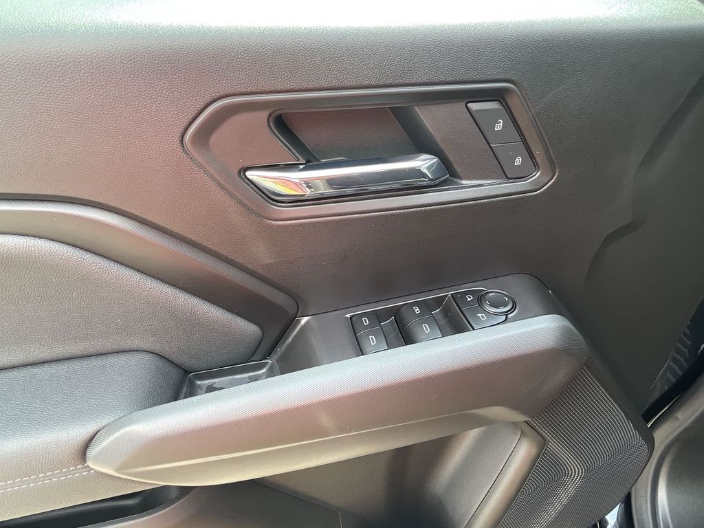 2026 Chevrolet Colorado LT Image 28 of 36