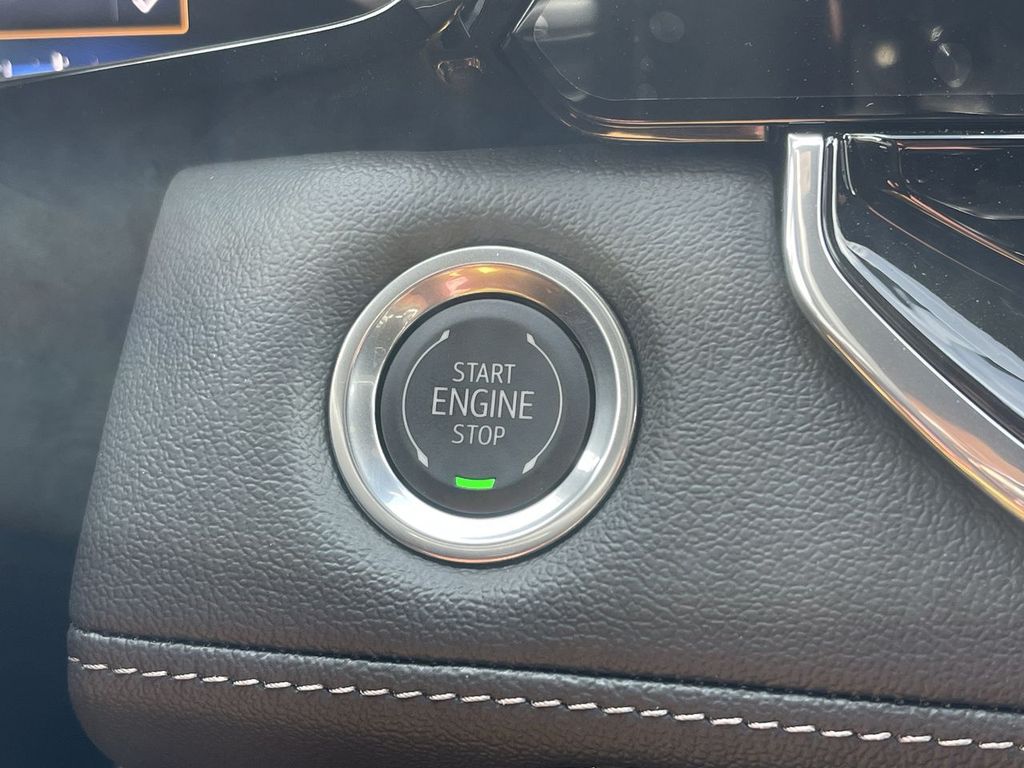 2026 Chevrolet Colorado LT Image 33 of 36