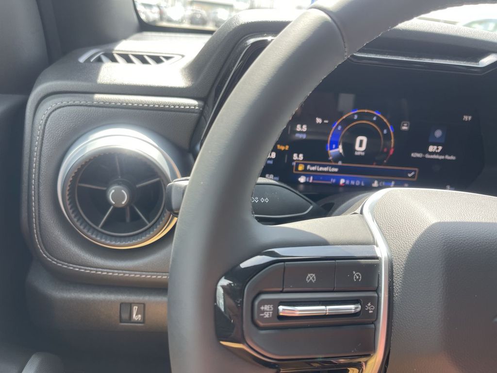 2026 Chevrolet Colorado LT Image 35 of 36