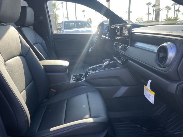 2026 Chevrolet Colorado LT Image 12 of 23