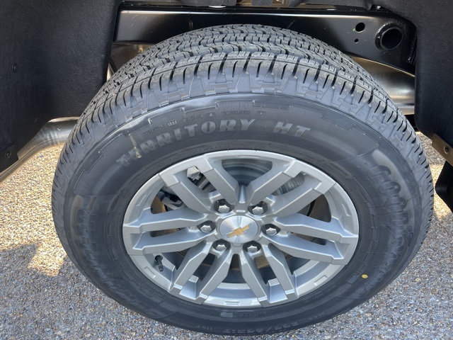 2026 Chevrolet Colorado LT Image 8 of 23