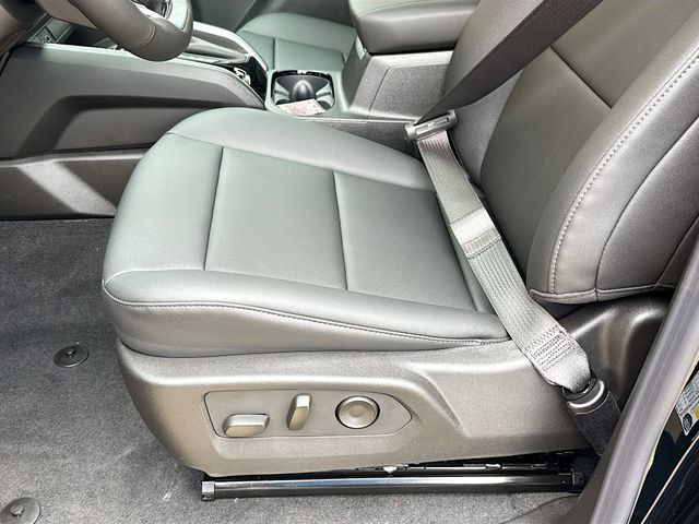 2026 Chevrolet Colorado LT Image 16 of 31