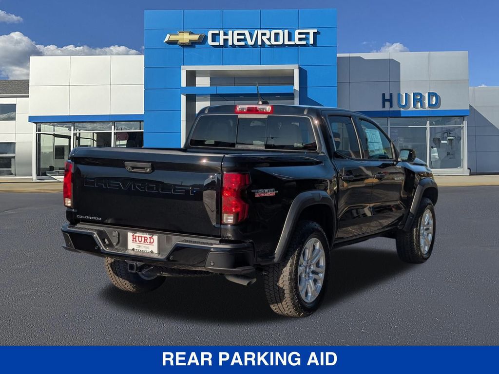 2026 Chevrolet Colorado 4WD Trail Boss Image 5 of 38