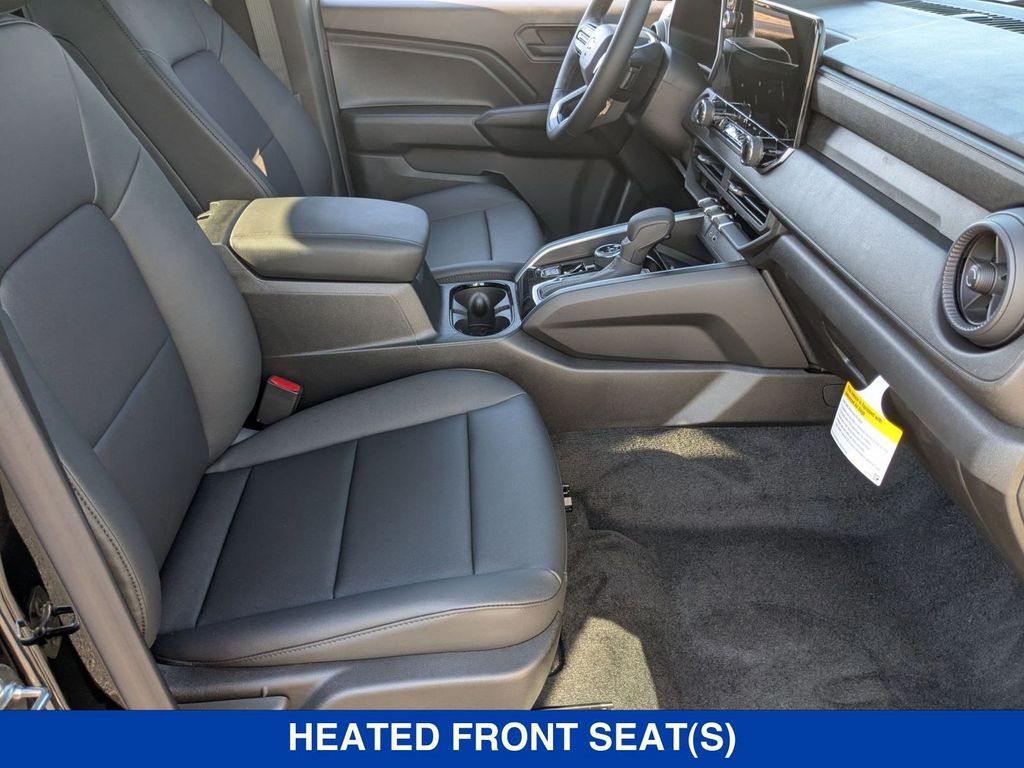 2026 Chevrolet Colorado 4WD Trail Boss Image 13 of 38