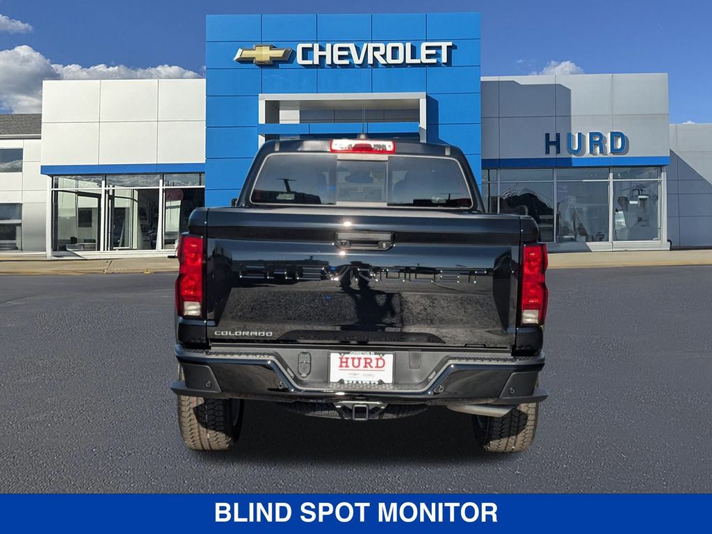 2026 Chevrolet Colorado 4WD Trail Boss Image 6 of 38