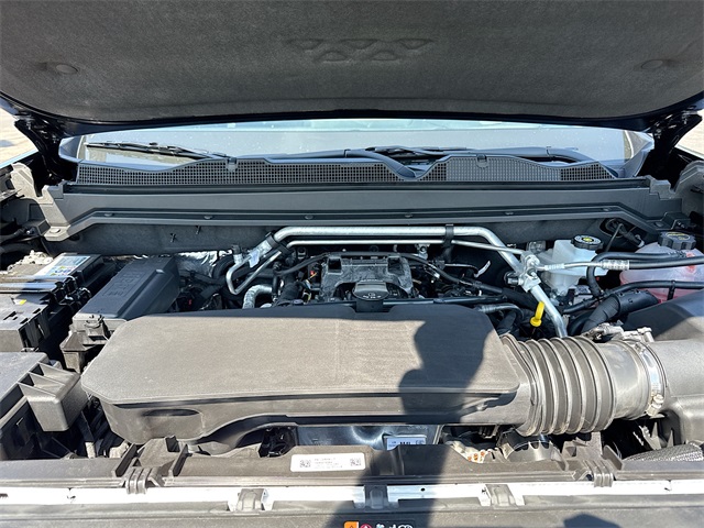 2026 Chevrolet Colorado Work Truck Image 9 of 38