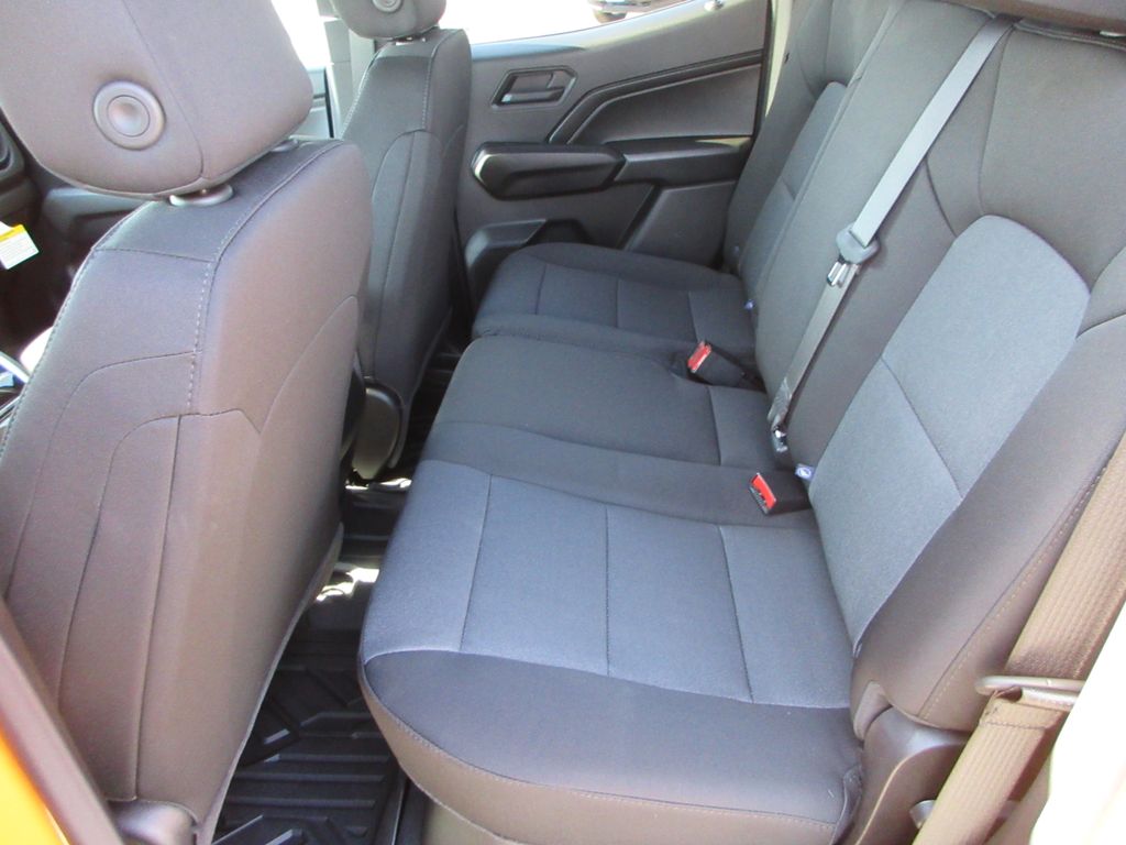 2026 Chevrolet Colorado Work Truck Image 15 of 33