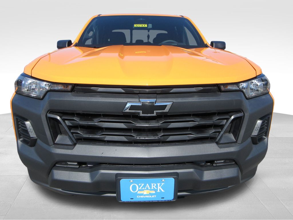 2026 Chevrolet Colorado Work Truck Image 2 of 33