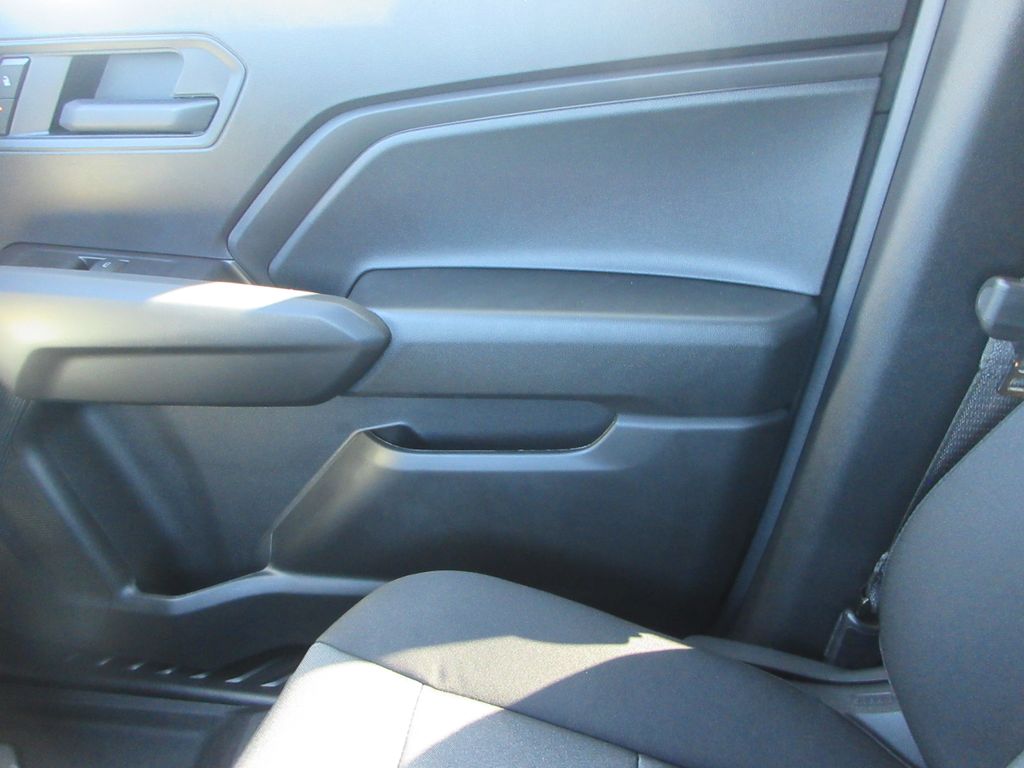 2026 Chevrolet Colorado Work Truck Image 16 of 33