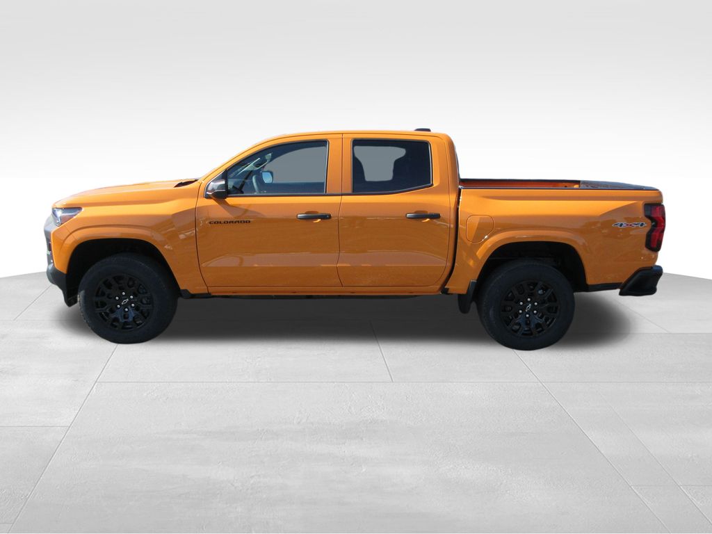 2026 Chevrolet Colorado Work Truck Image 9 of 33