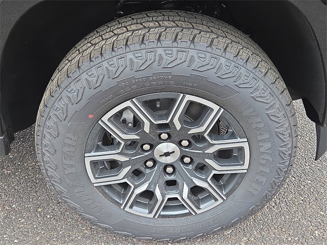 2026 Chevrolet Colorado Z71 Image 6 of 12