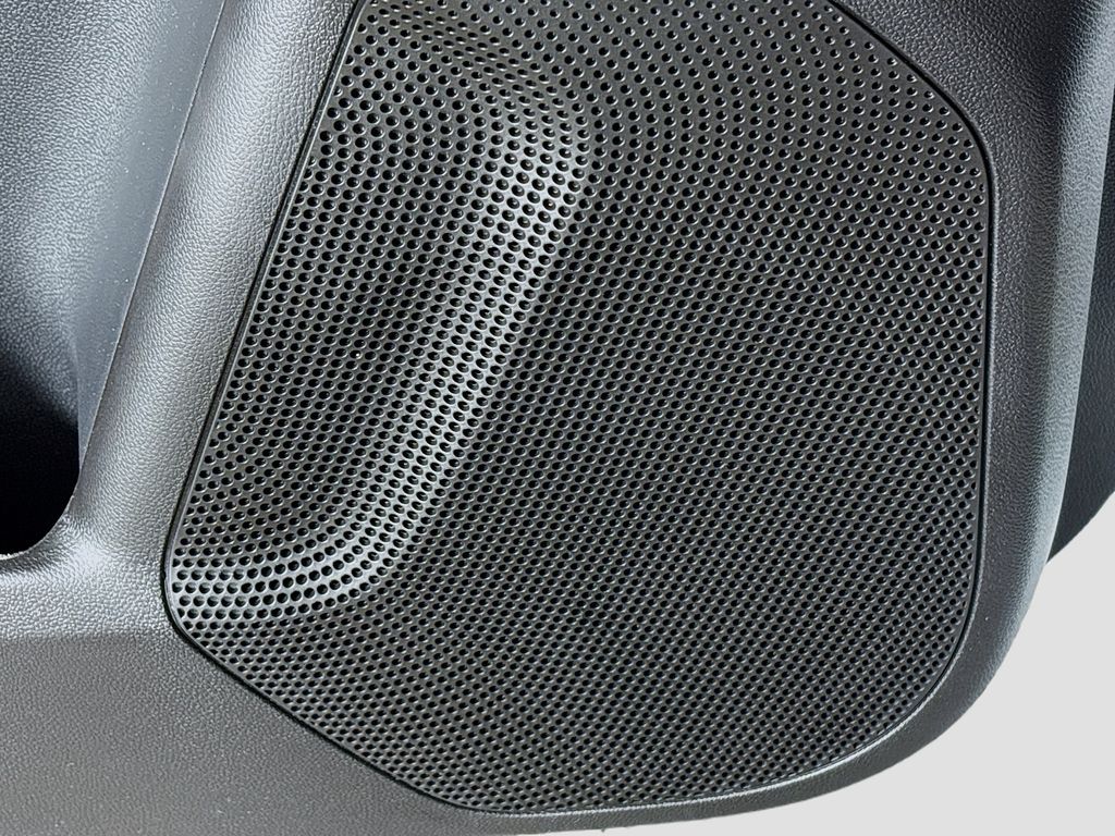 2026 Chevrolet Colorado Z71 Image 26 of 36