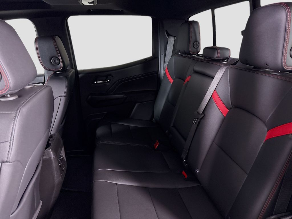 2026 Chevrolet Colorado Z71 Image 15 of 36