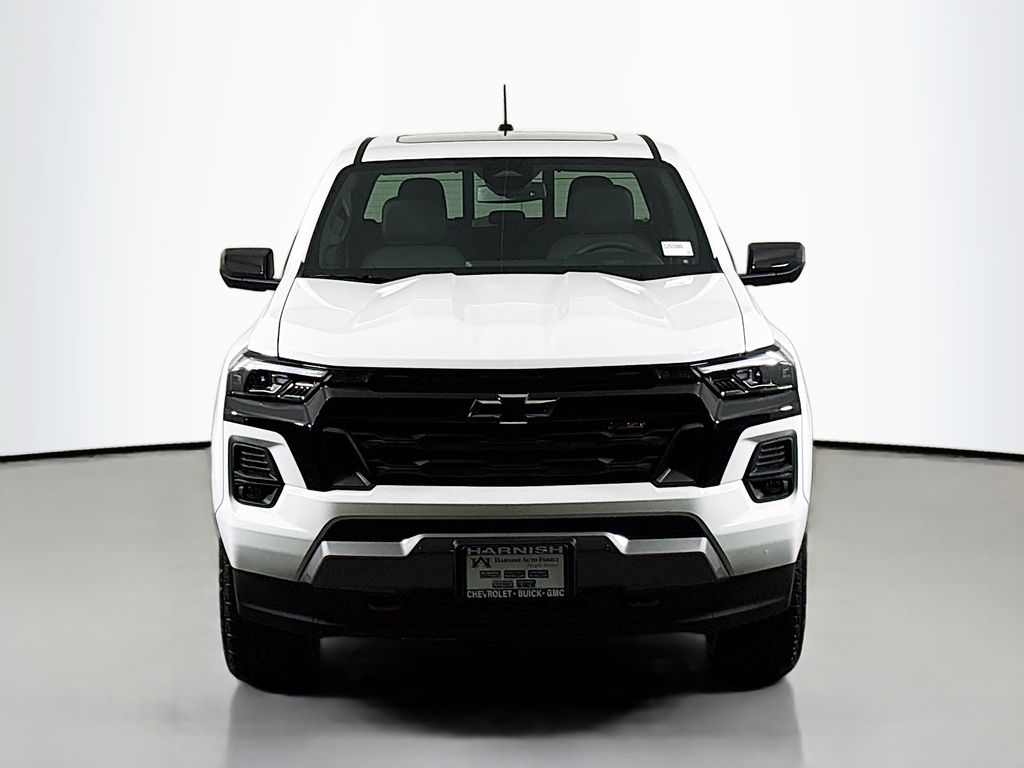 2026 Chevrolet Colorado Z71 Image 2 of 36