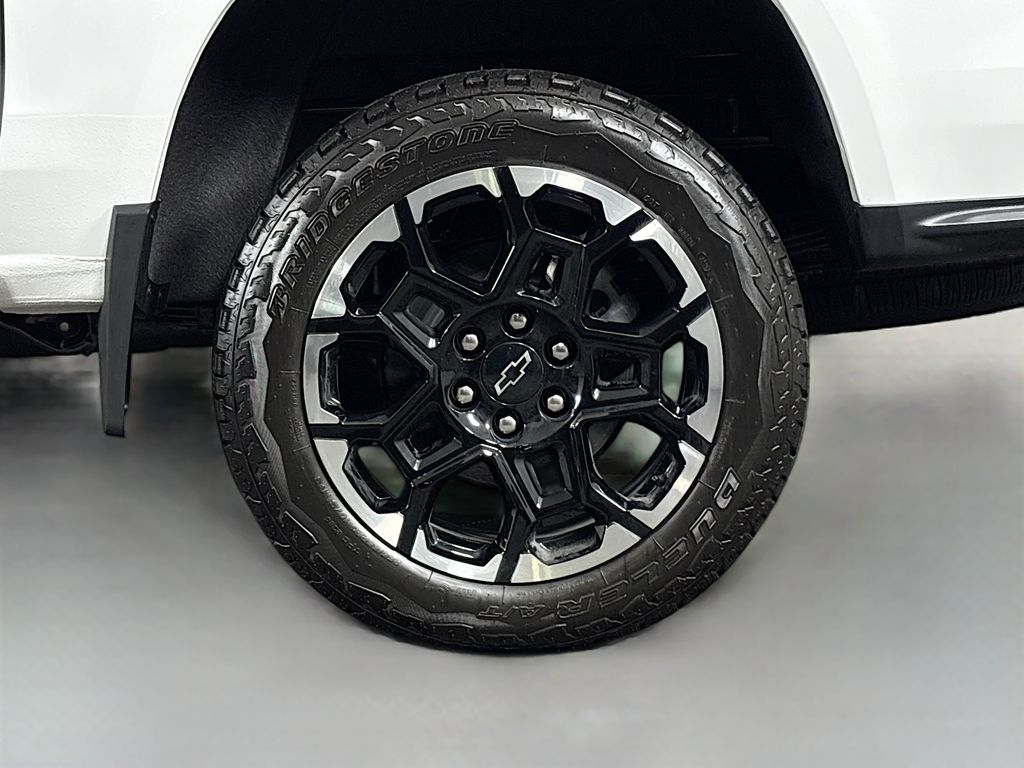 2026 Chevrolet Colorado Z71 Image 10 of 36