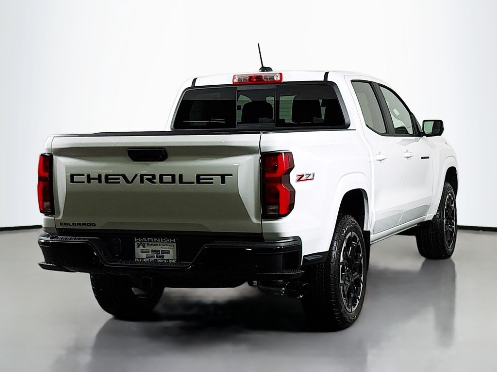 2026 Chevrolet Colorado Z71 Image 5 of 36