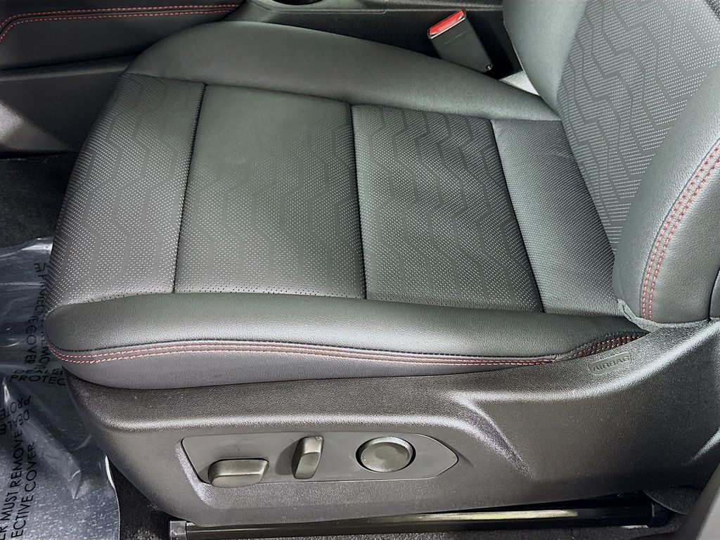 2026 Chevrolet Colorado Z71 Image 33 of 36