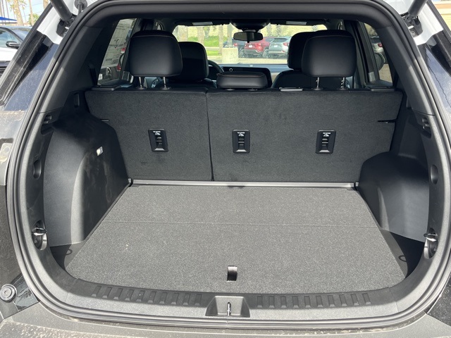 2026 Chevrolet Equinox FWD ACTIV Image 9 of 23