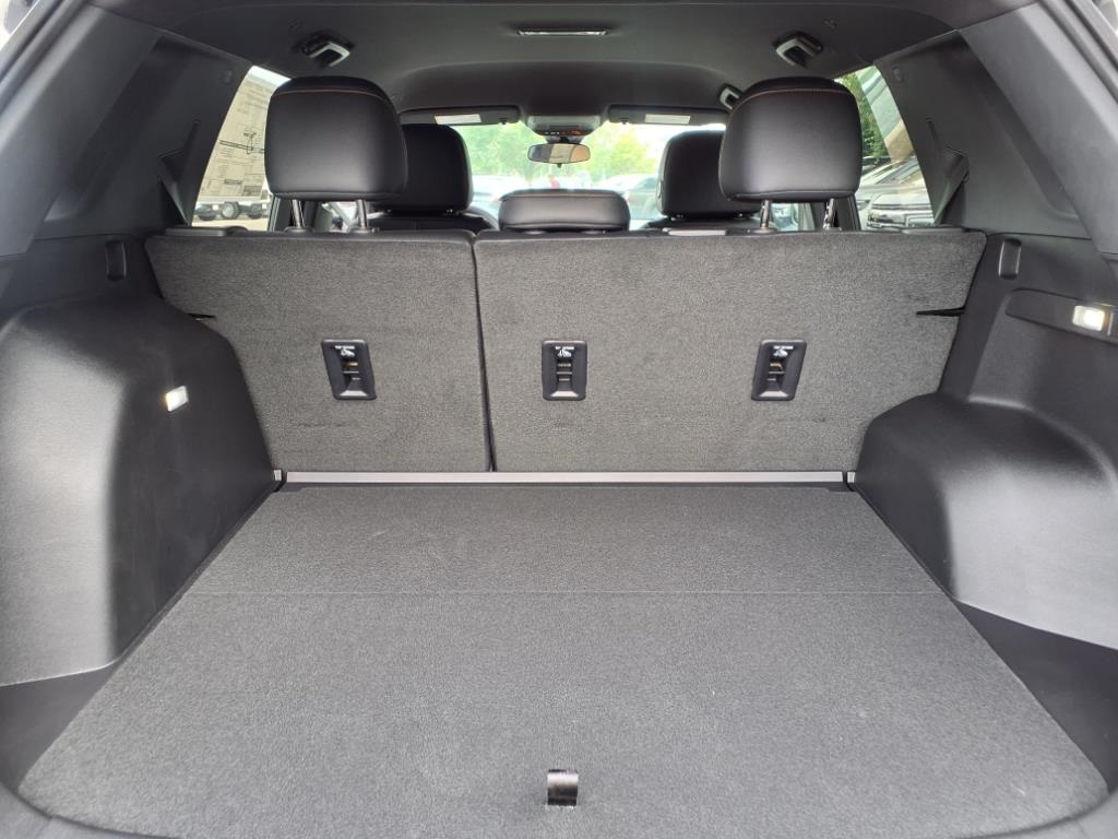 2026 Chevrolet Equinox AWD ACTIV Image 6 of 26