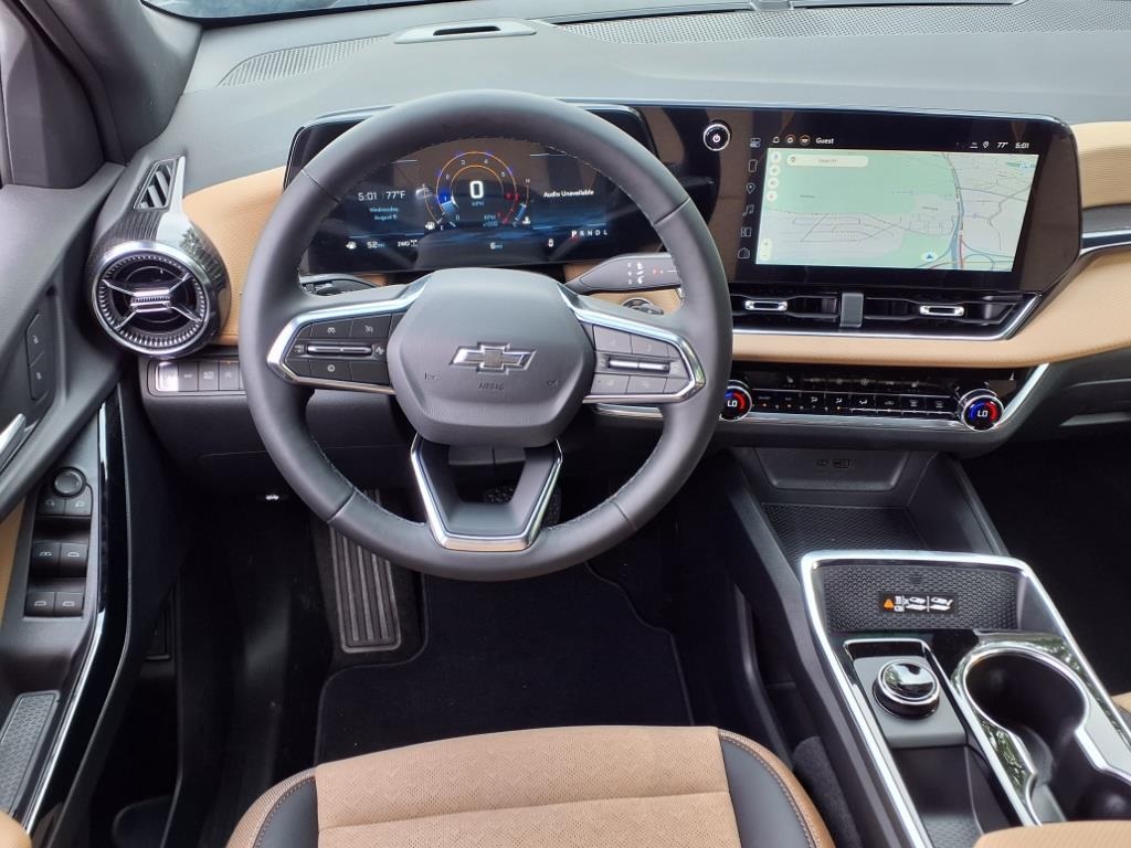 2026 Chevrolet Equinox AWD ACTIV Image 12 of 26