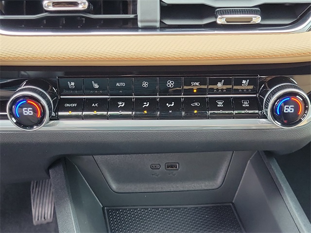 2026 Chevrolet Equinox AWD ACTIV Image 9 of 17