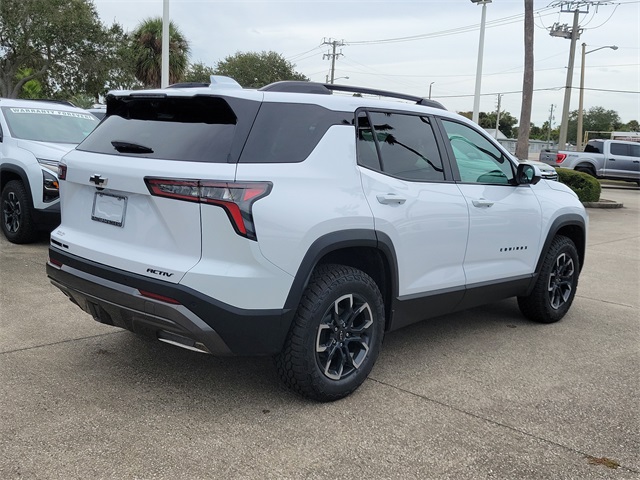 2026 Chevrolet Equinox AWD ACTIV Image 4 of 17