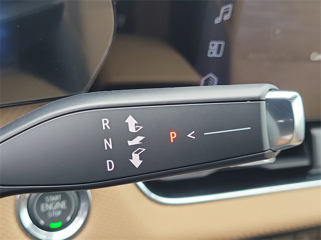 2026 Chevrolet Equinox AWD ACTIV Image 16 of 17