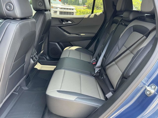 Vehicle image 20 of 26