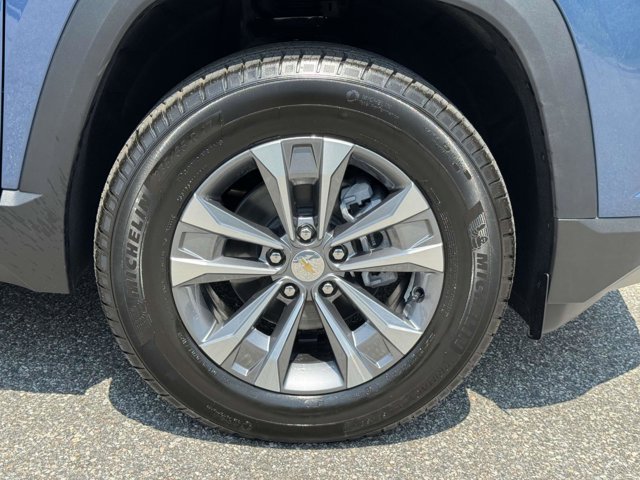 Vehicle image 25 of 26