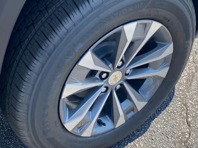 Vehicle image 7 of 21